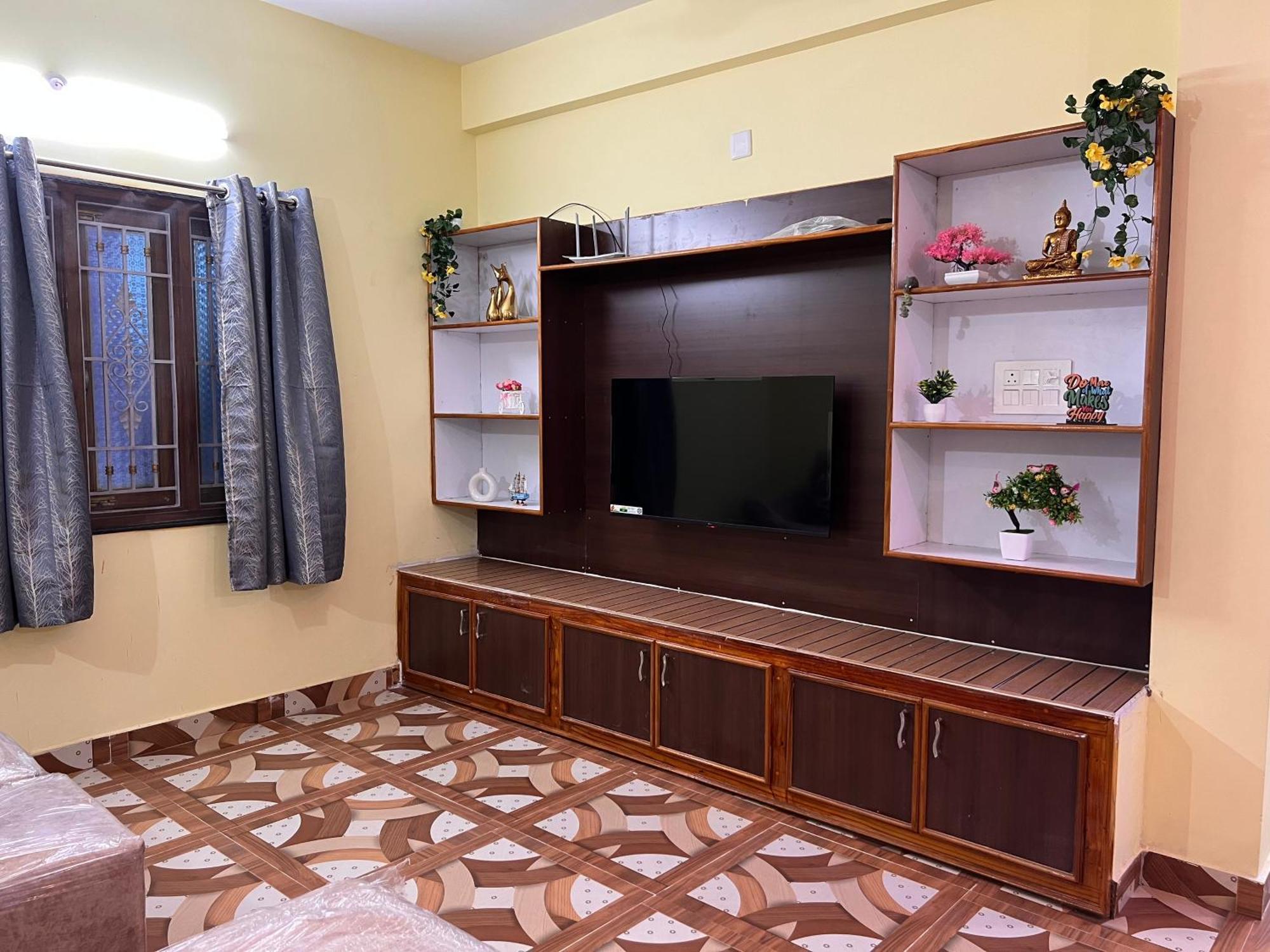 Dwaraka Home Stay تيروباتي المظهر الخارجي الصورة
